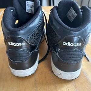 Adidas NEO Raleigh Mid Women’s